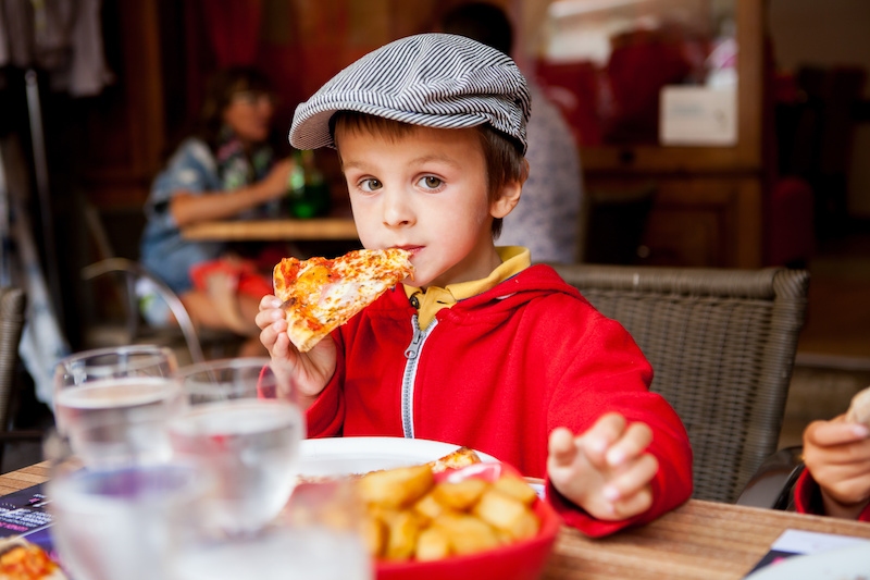 Eating at restaurants with your preschooler